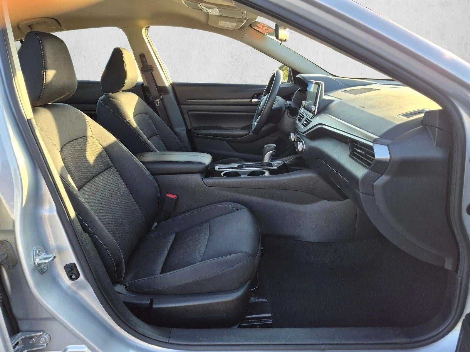 2024 Nissan Altima 2.5 SV Sedan