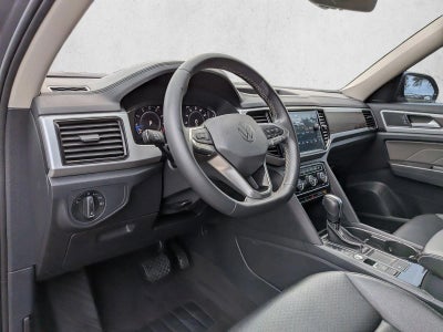 2022 Volkswagen Atlas 2.0T SE w/Technology FWD