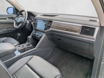 2022 Volkswagen Atlas 2.0T SE w/Technology FWD