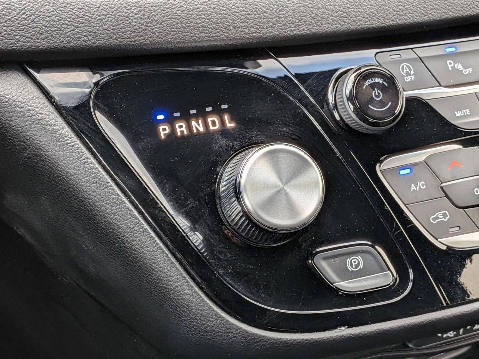 2025 Chrysler Pacifica Select FWD