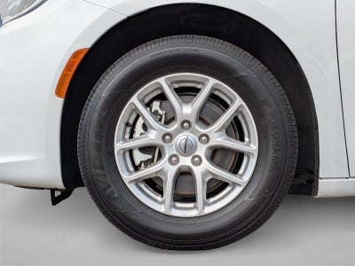 2025 Chrysler Pacifica Select FWD