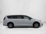2025 Chrysler Pacifica Select FWD