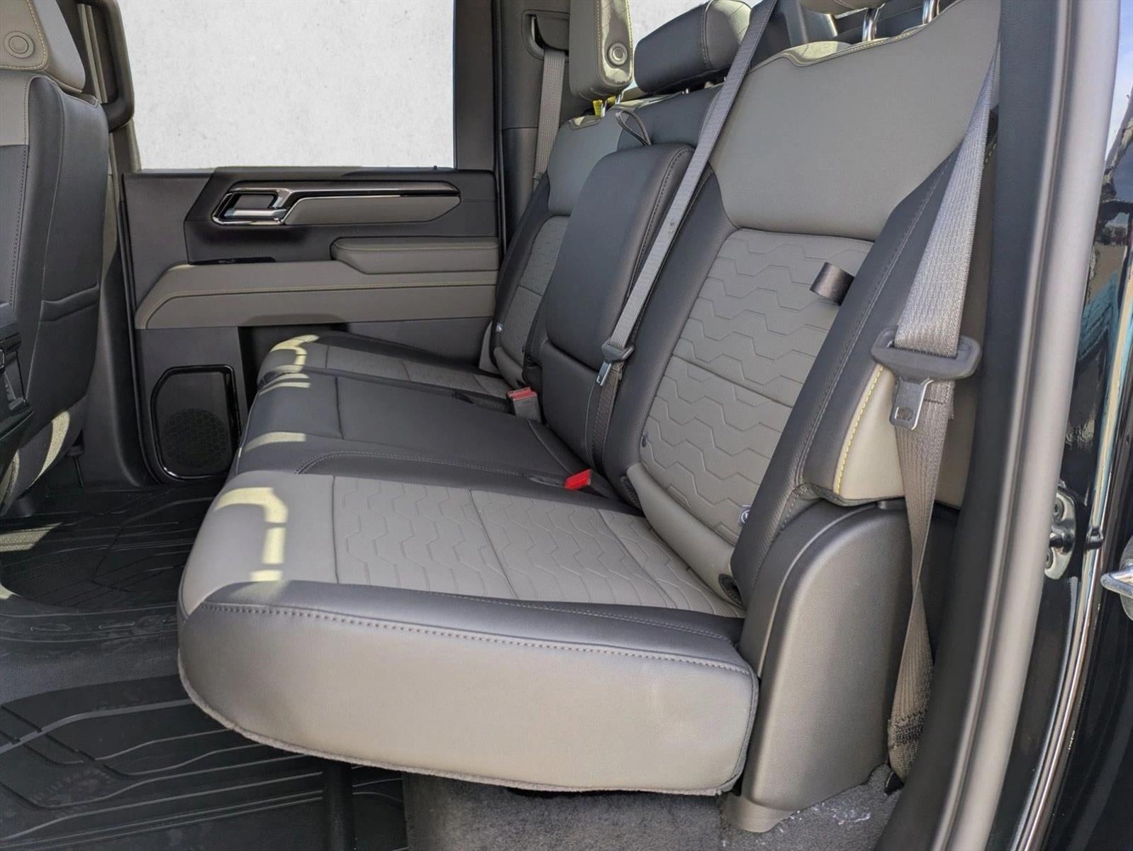 2026 Chevrolet Silverado 2500 HD Crew Cab Standard Box 4-Wheel Drive ZR2