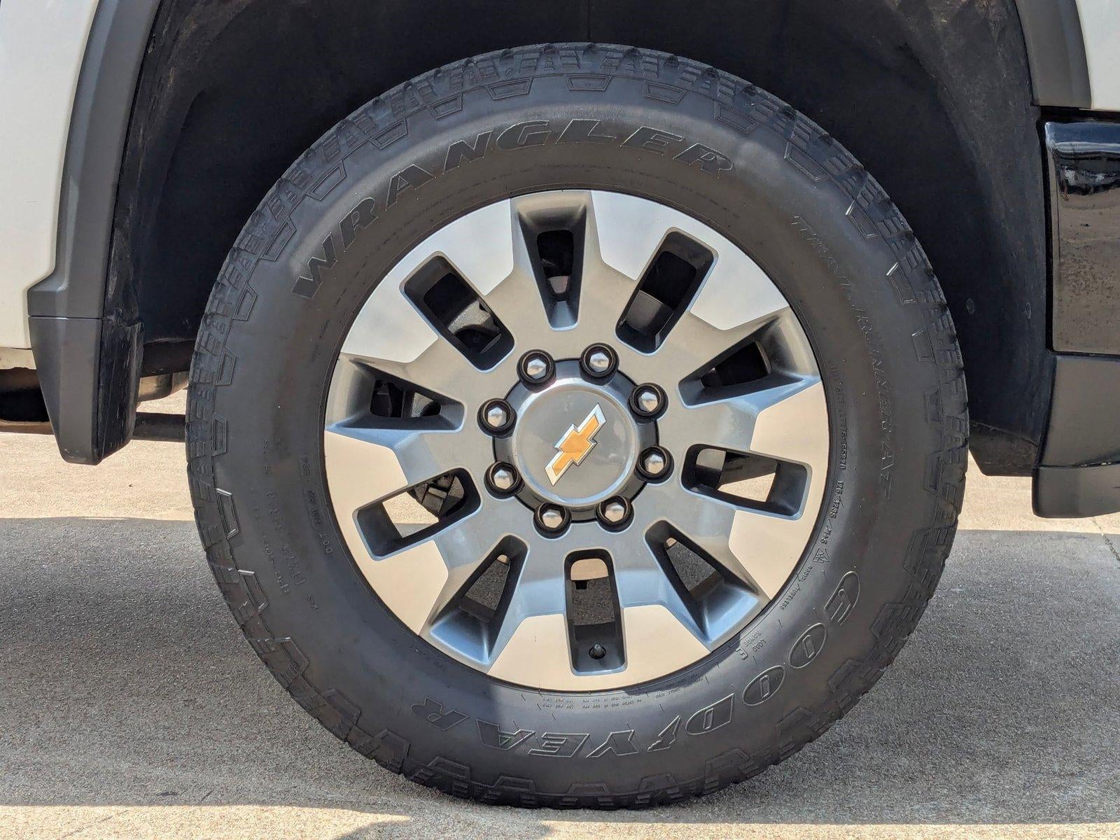 2024 Chevrolet Silverado 2500 HD Crew Cab Standard Box 4-Wheel Drive Custom