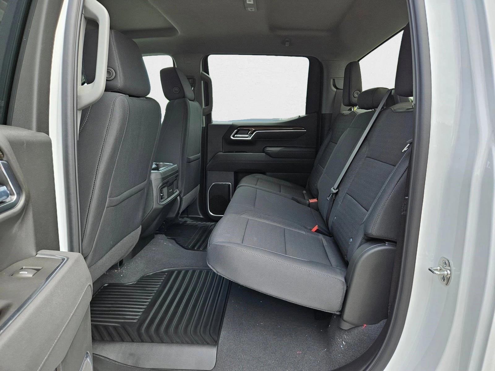 2025 Chevrolet Silverado 1500 Crew Cab Short Box 2-Wheel Drive RST