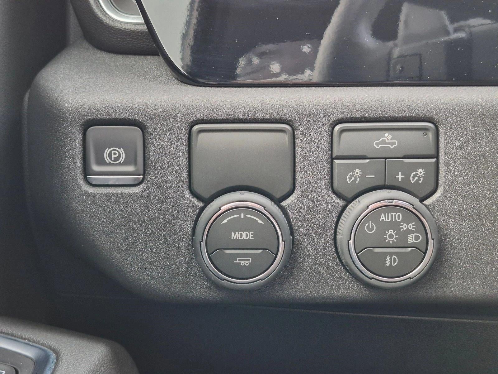 2026 Chevrolet Silverado 1500 Crew Cab Short Box 2-Wheel Drive RST
