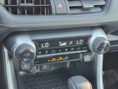 2025 Toyota RAV4 XLE FWD (GS)