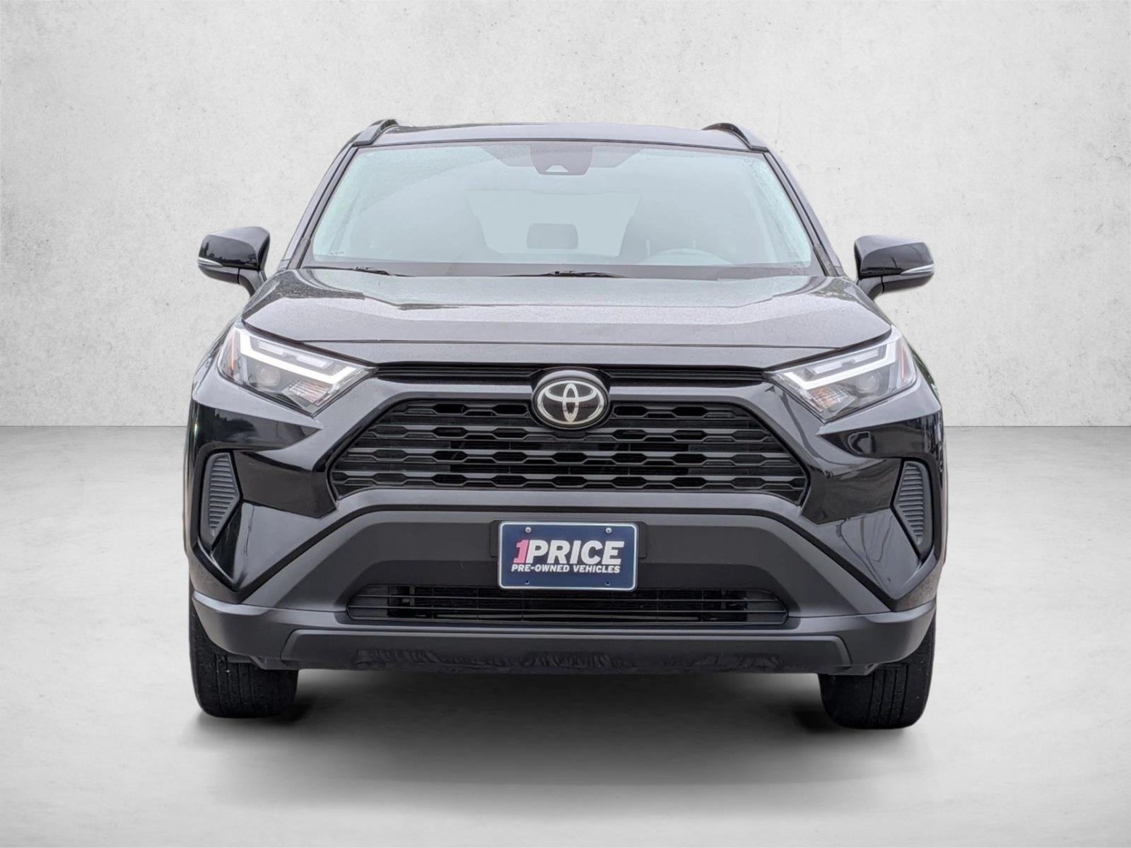 2022 Toyota RAV4 XLE FWD (GS)