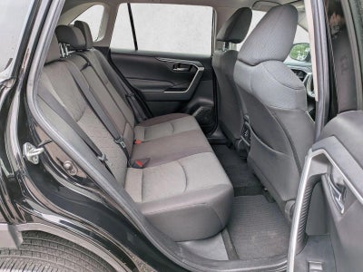 2022 Toyota RAV4 XLE FWD (GS)