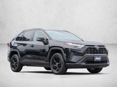 2022 Toyota RAV4 XLE FWD (GS)