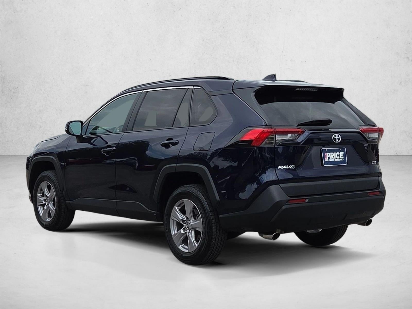 2025 Toyota RAV4 XLE FWD (GS)