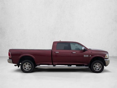 2017 RAM 3500 Laramie 4x4 Crew Cab 8' Box