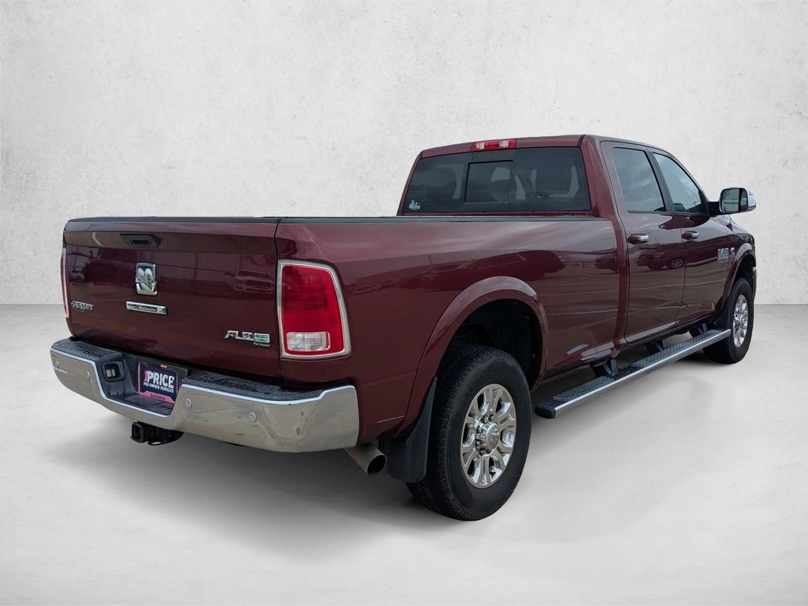 2017 RAM 3500 Laramie 4x4 Crew Cab 8' Box