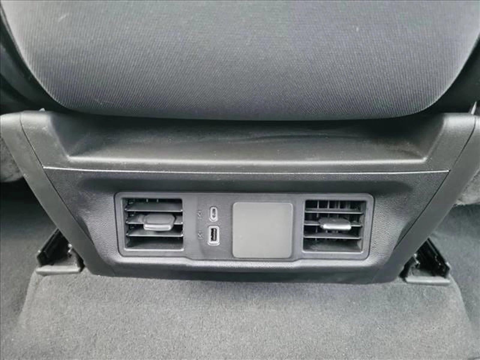 2024 Chevrolet Silverado 1500 Crew Cab Short Box 2-Wheel Drive Custom