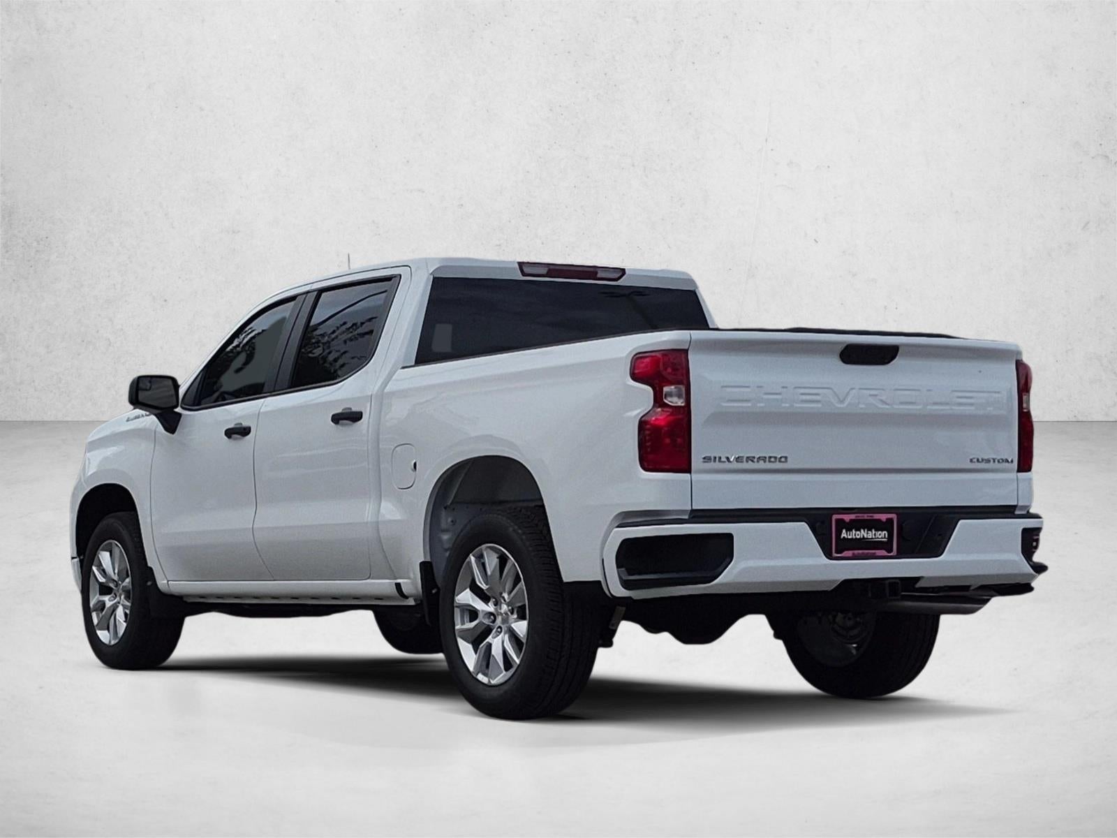 2026 Chevrolet Silverado 1500 Crew Cab Short Box 2-Wheel Drive Custom