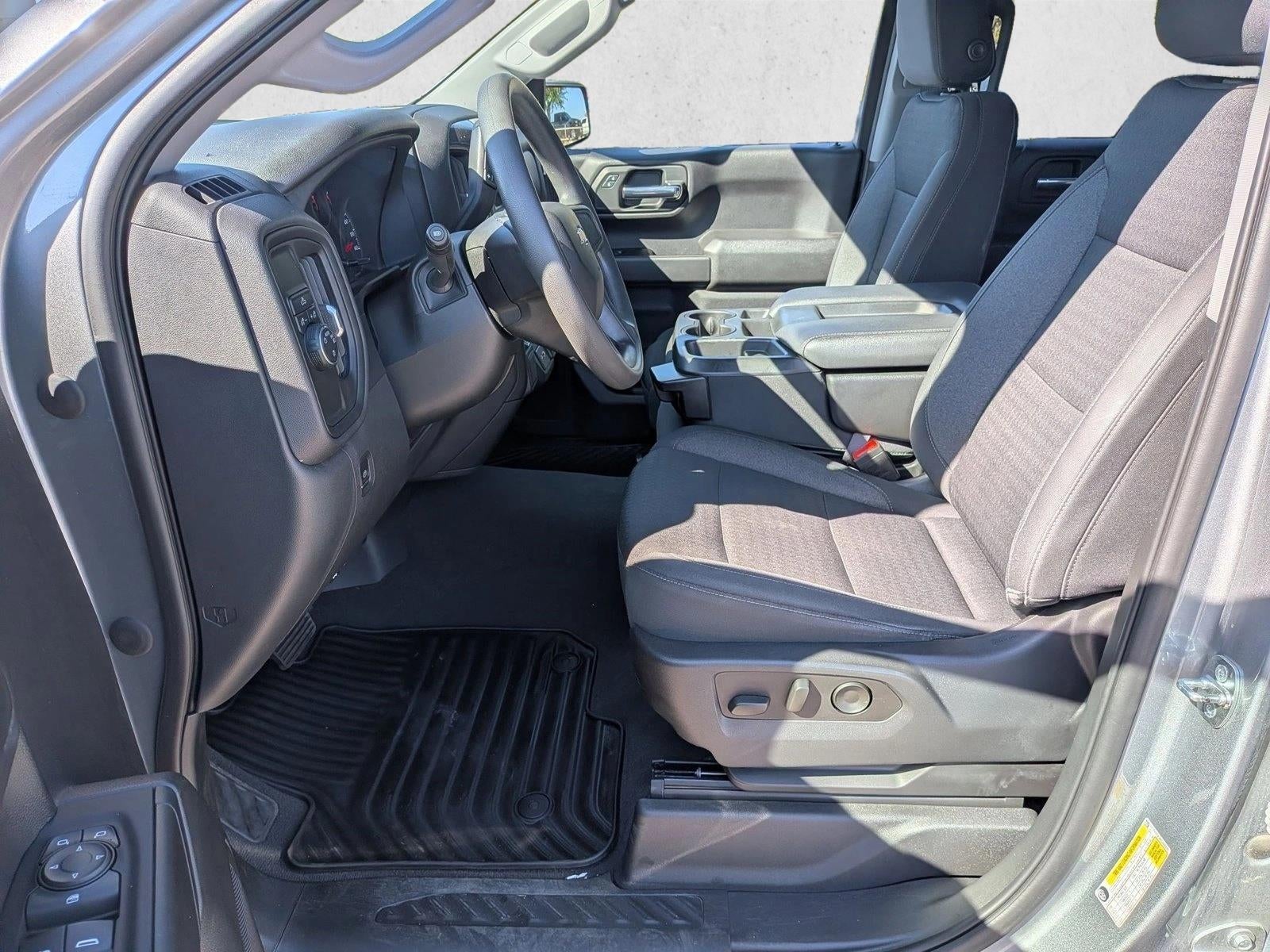 2023 Chevrolet Silverado 1500 Crew Cab Short Box 2-Wheel Drive Custom