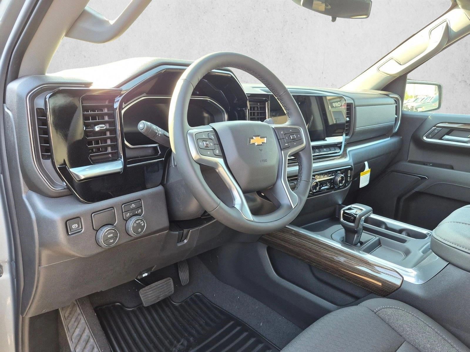 2026 Chevrolet Silverado 1500 Crew Cab Short Box 2-Wheel Drive LT