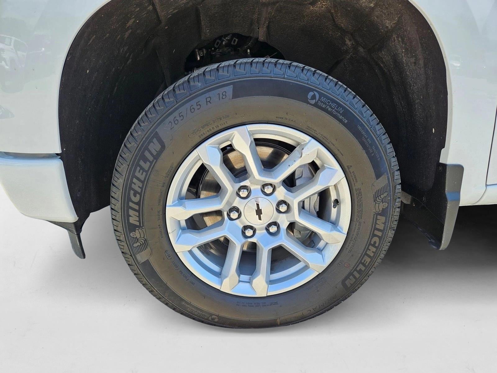 2025 Chevrolet Silverado 1500 Crew Cab Short Box 2-Wheel Drive RST