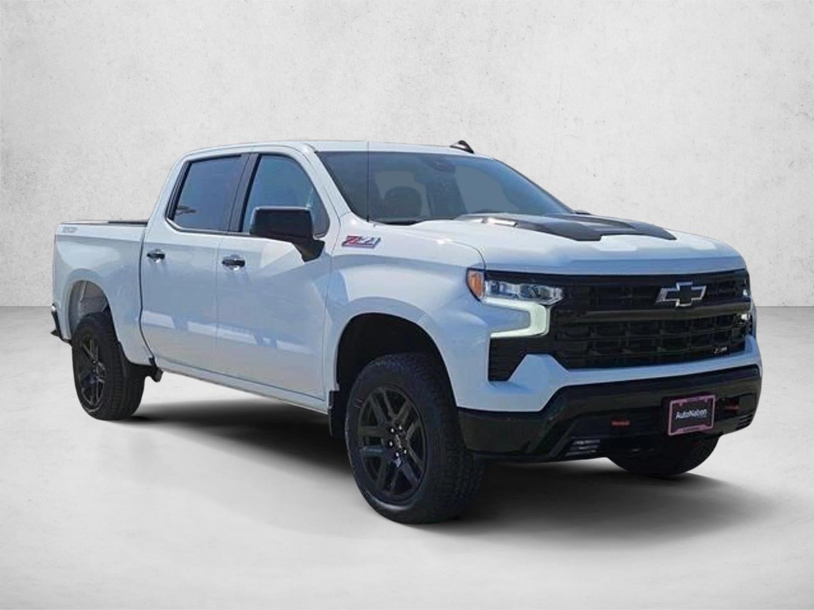 2025 Chevrolet Silverado 1500 Crew Cab Short Box 4-Wheel Drive LT Trail Boss