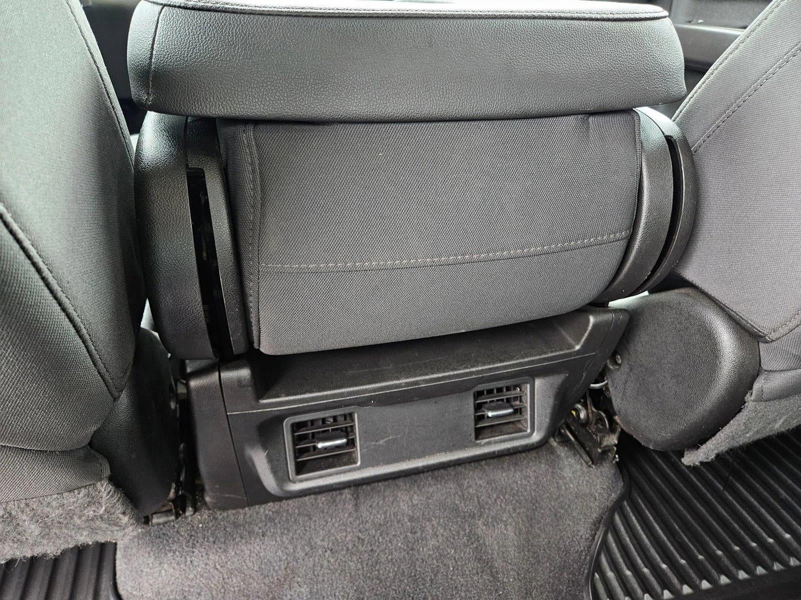 2020 Chevrolet Silverado 1500 Crew Cab Short Box 2-Wheel Drive Custom