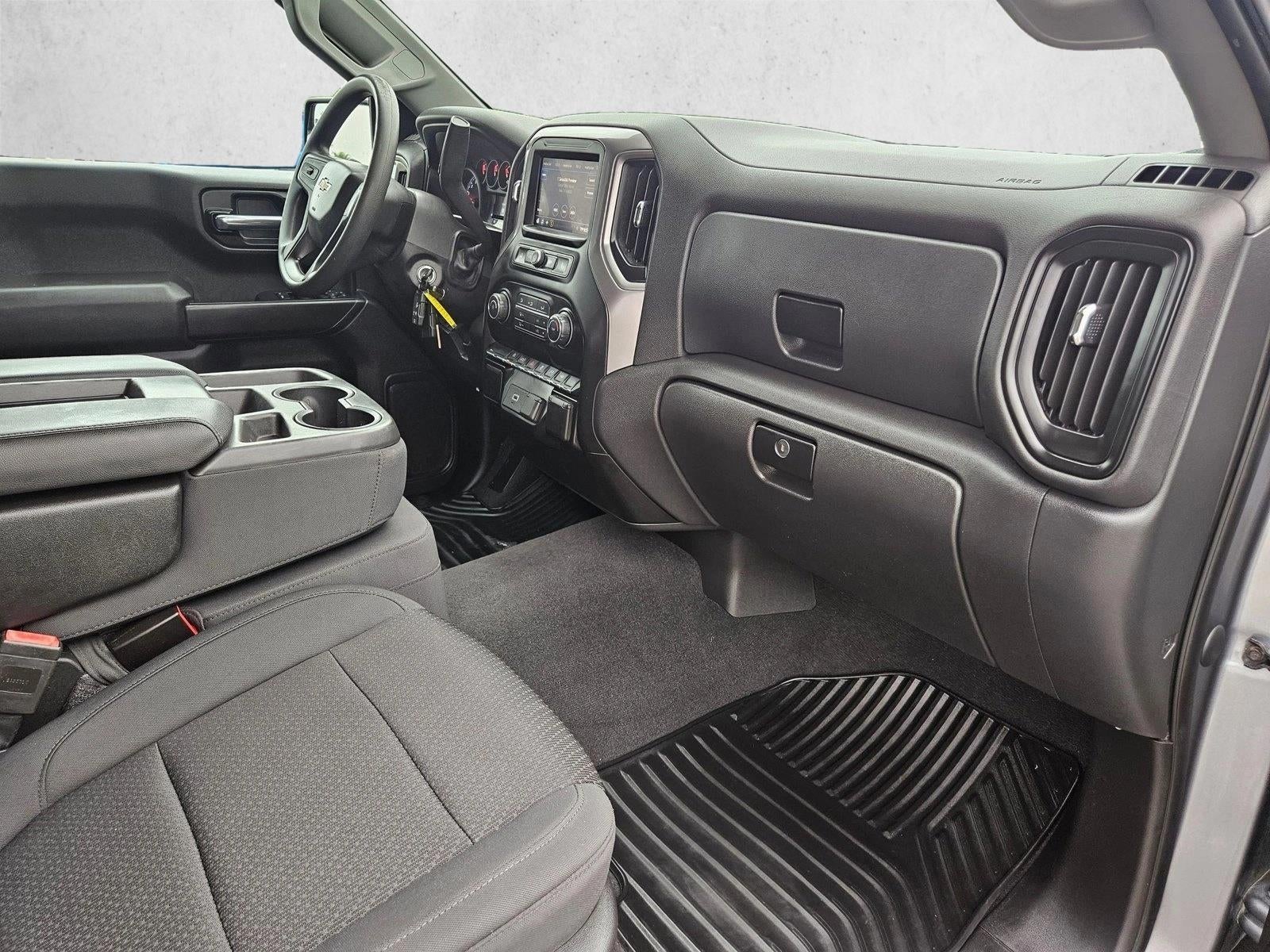 2020 Chevrolet Silverado 1500 Crew Cab Short Box 2-Wheel Drive Custom