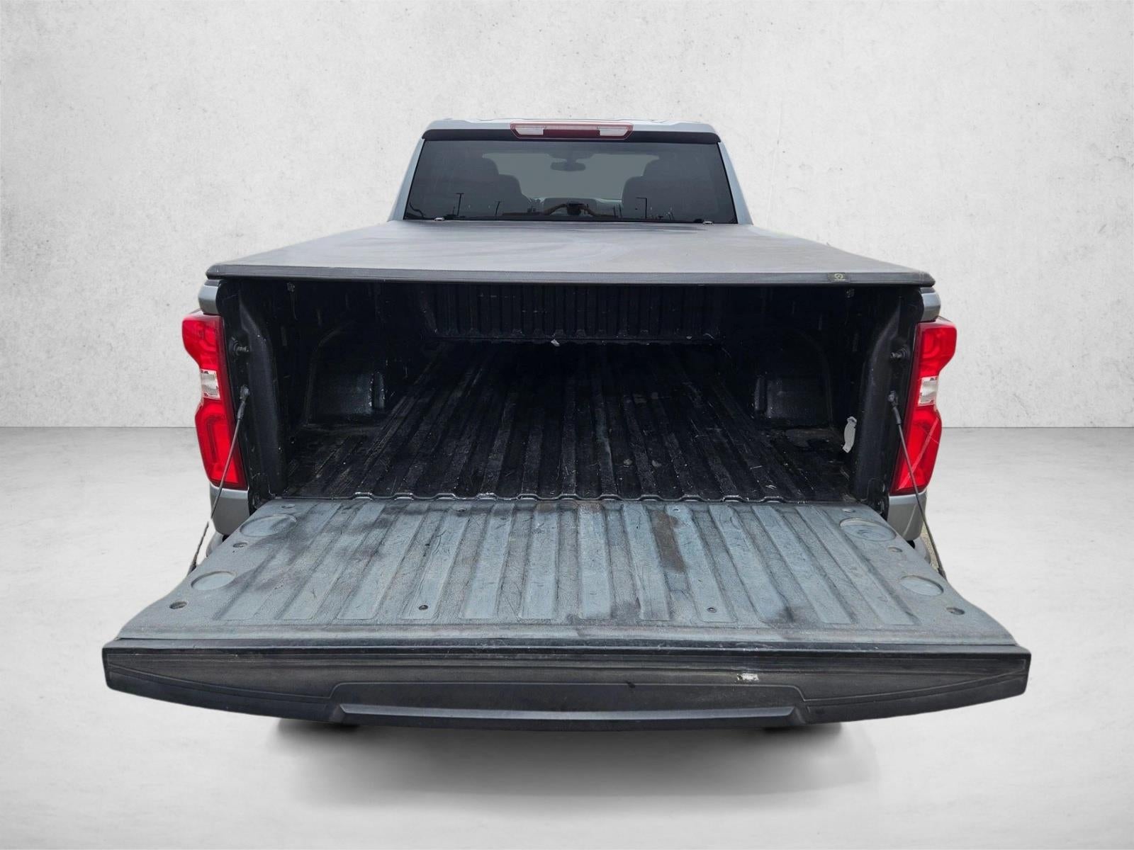 2020 Chevrolet Silverado 1500 Crew Cab Short Box 2-Wheel Drive Custom