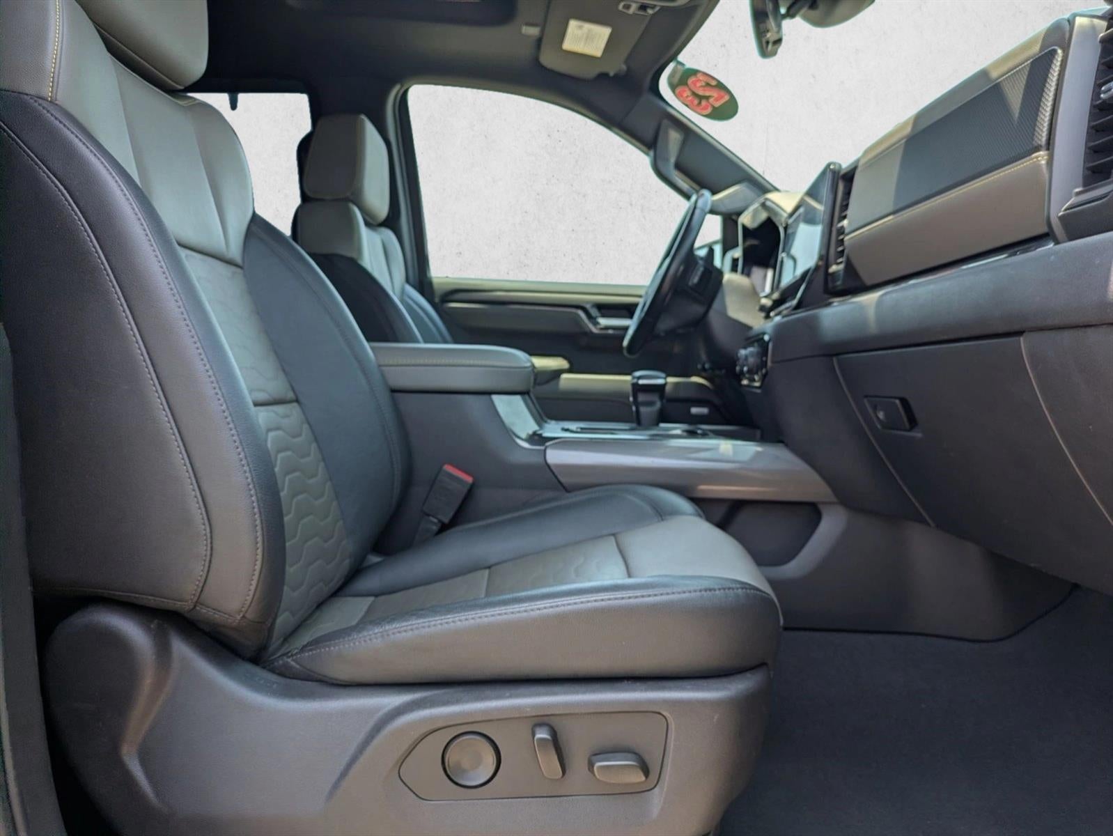 2023 Chevrolet Silverado 1500 Crew Cab Short Box 4-Wheel Drive ZR2