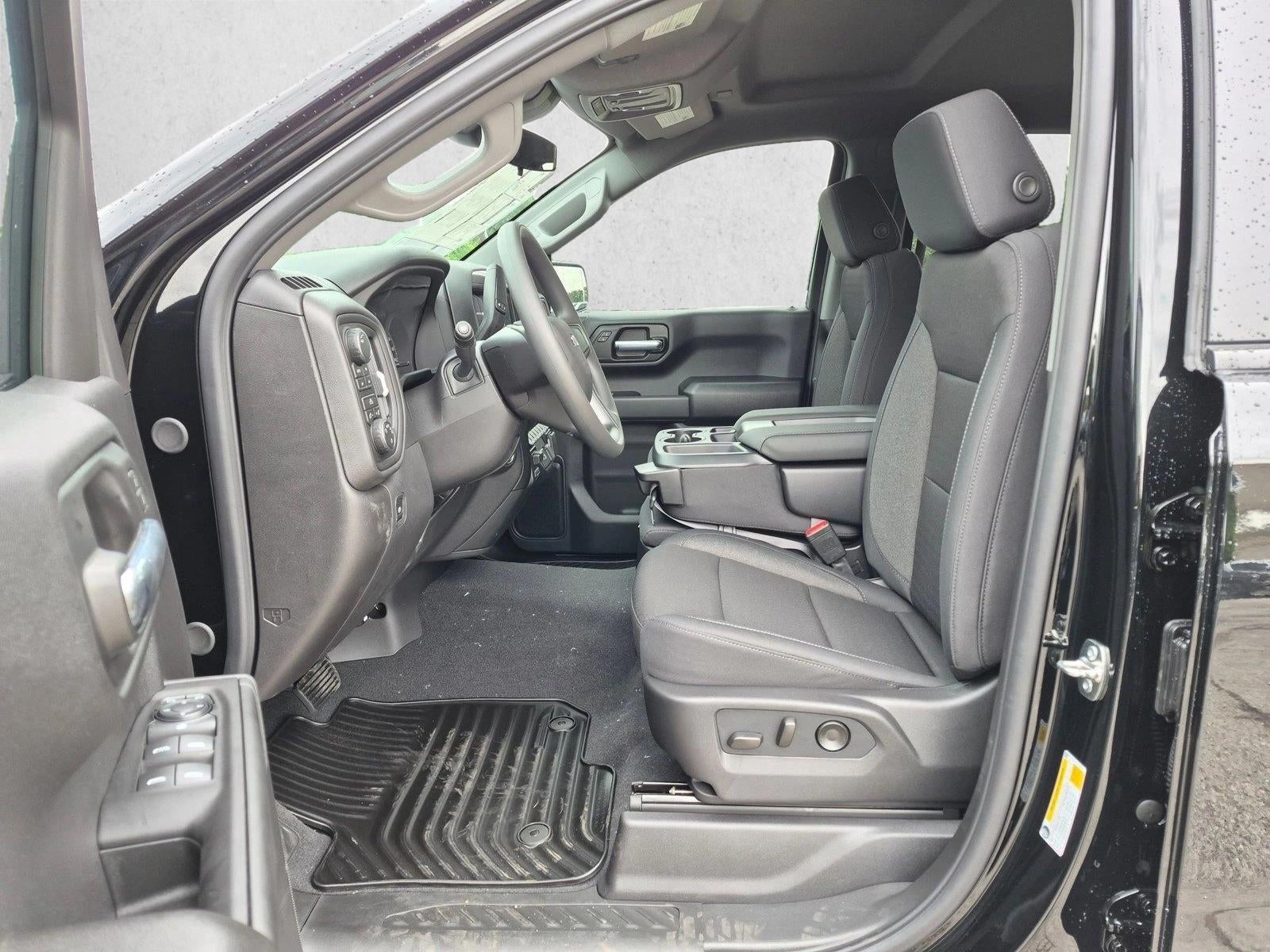 2026 Chevrolet Silverado 1500 Crew Cab Short Box 4-Wheel Drive Custom Trail Boss