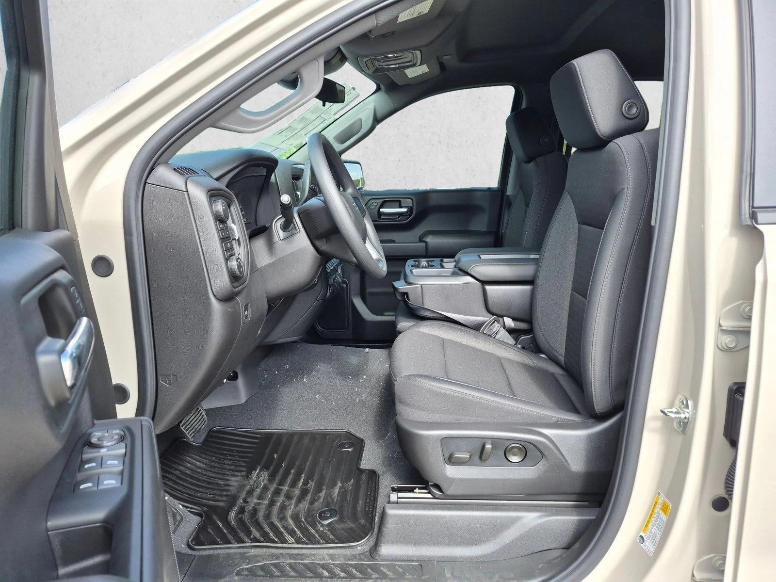 2026 Chevrolet Silverado 1500 Crew Cab Short Box 4-Wheel Drive Custom Trail Boss