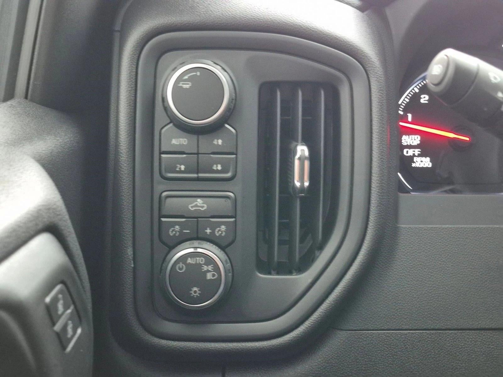 2026 Chevrolet Silverado 1500 Crew Cab Short Box 4-Wheel Drive Custom Trail Boss