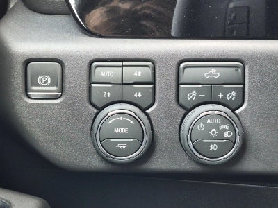 2026 Chevrolet Silverado 1500 Crew Cab Short Box 4-Wheel Drive LT Trail Boss