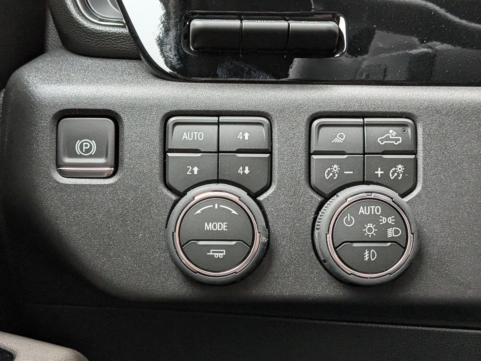 2026 Chevrolet Silverado 1500 Crew Cab Short Box 4-Wheel Drive ZR2