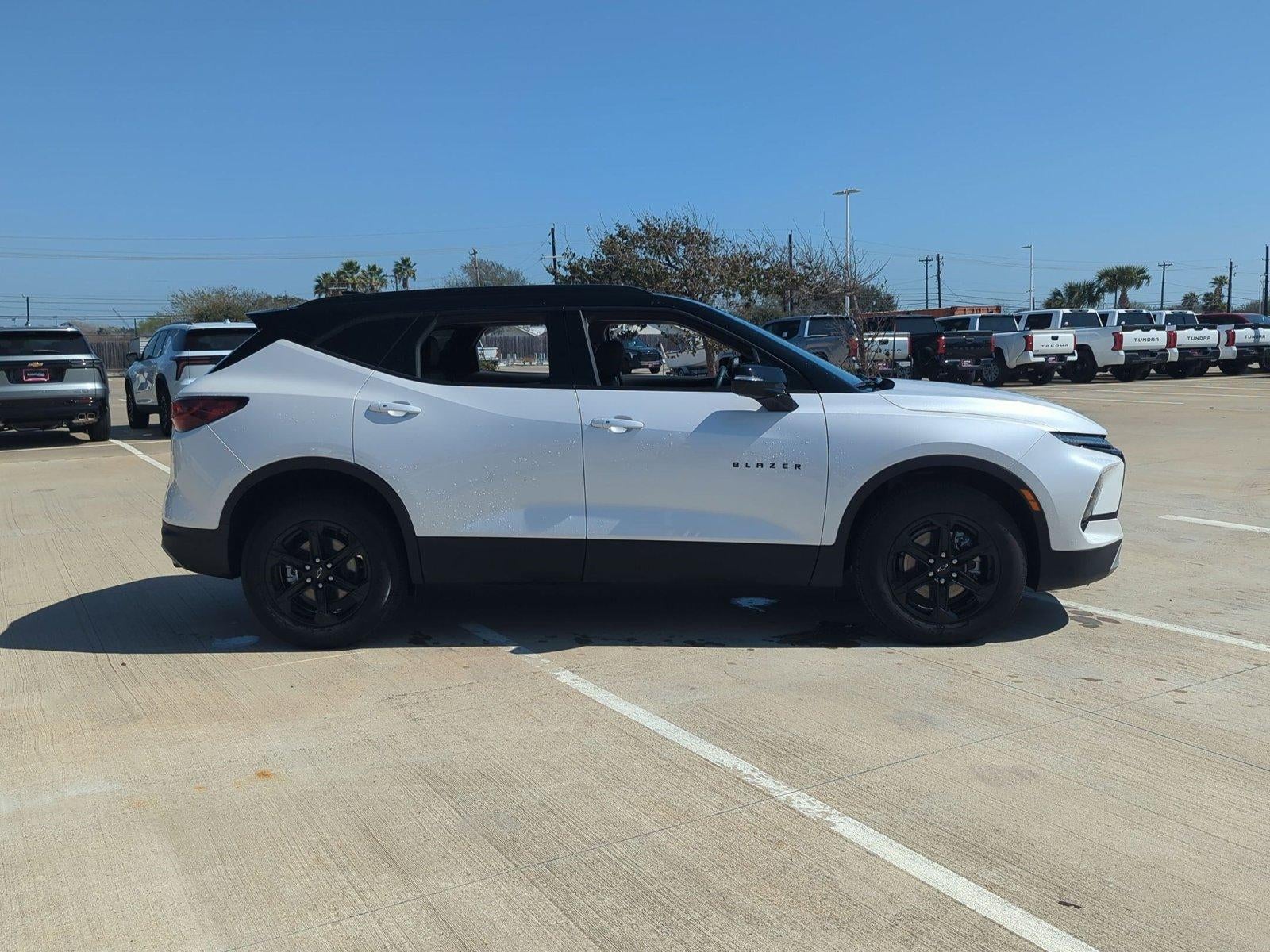 2025 Chevrolet Blazer LT FWD