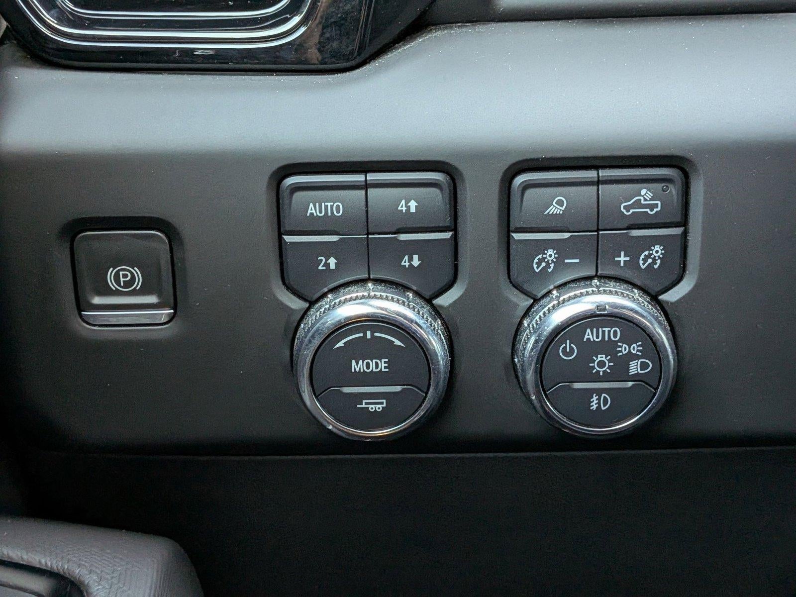 2023 GMC Sierra 1500 Crew Cab Short Box 4-Wheel Drive AT4X