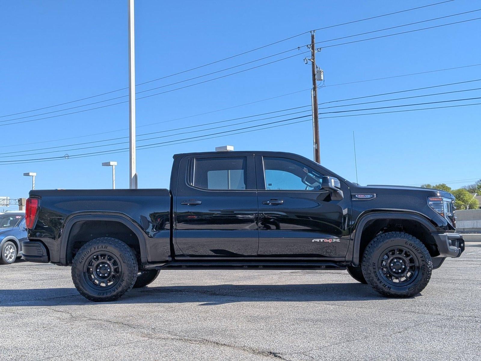 2023 GMC Sierra 1500 Crew Cab Short Box 4-Wheel Drive AT4X