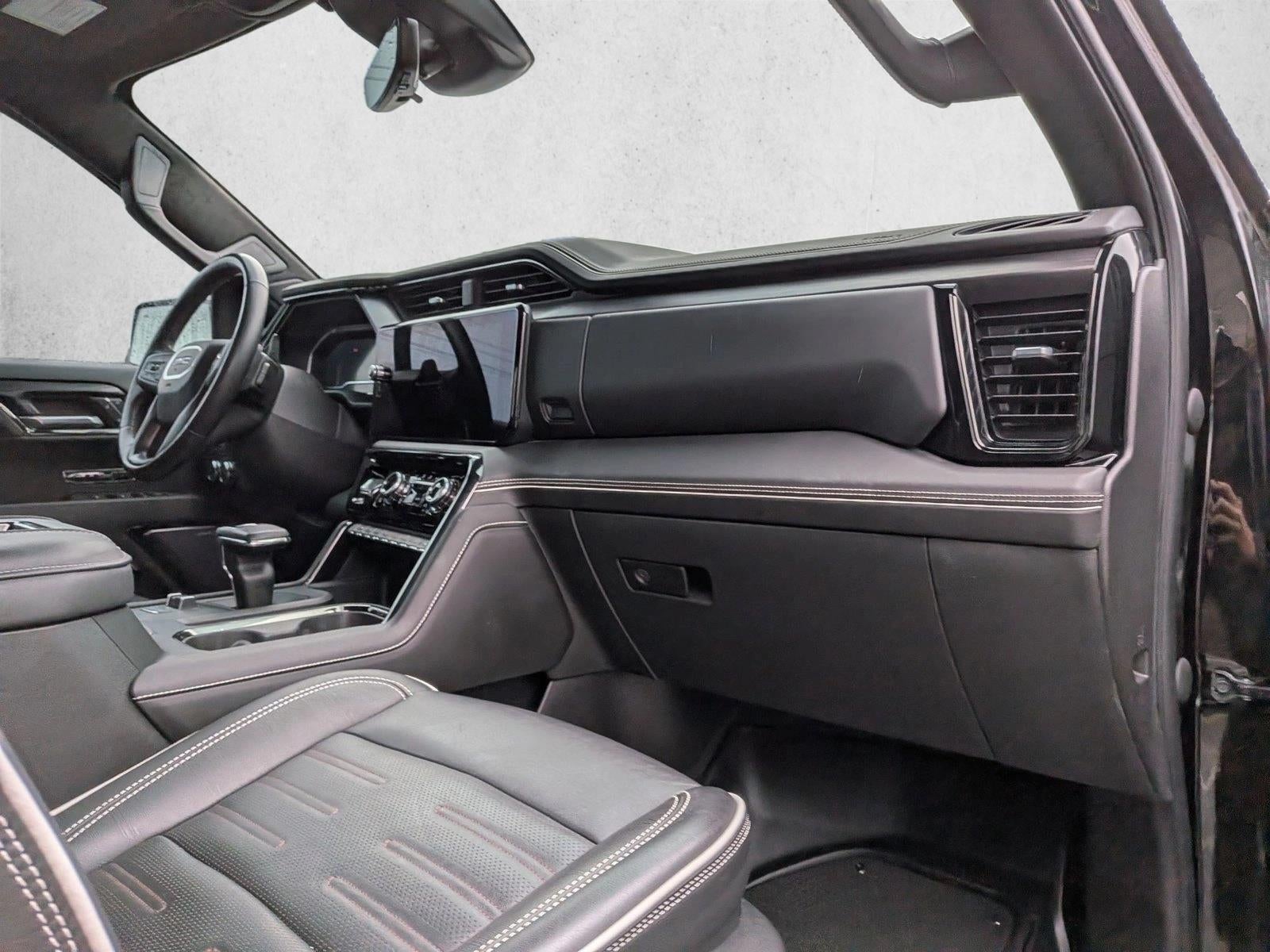 2022 GMC Sierra 1500 Crew Cab Short Box 4-Wheel Drive AT4X