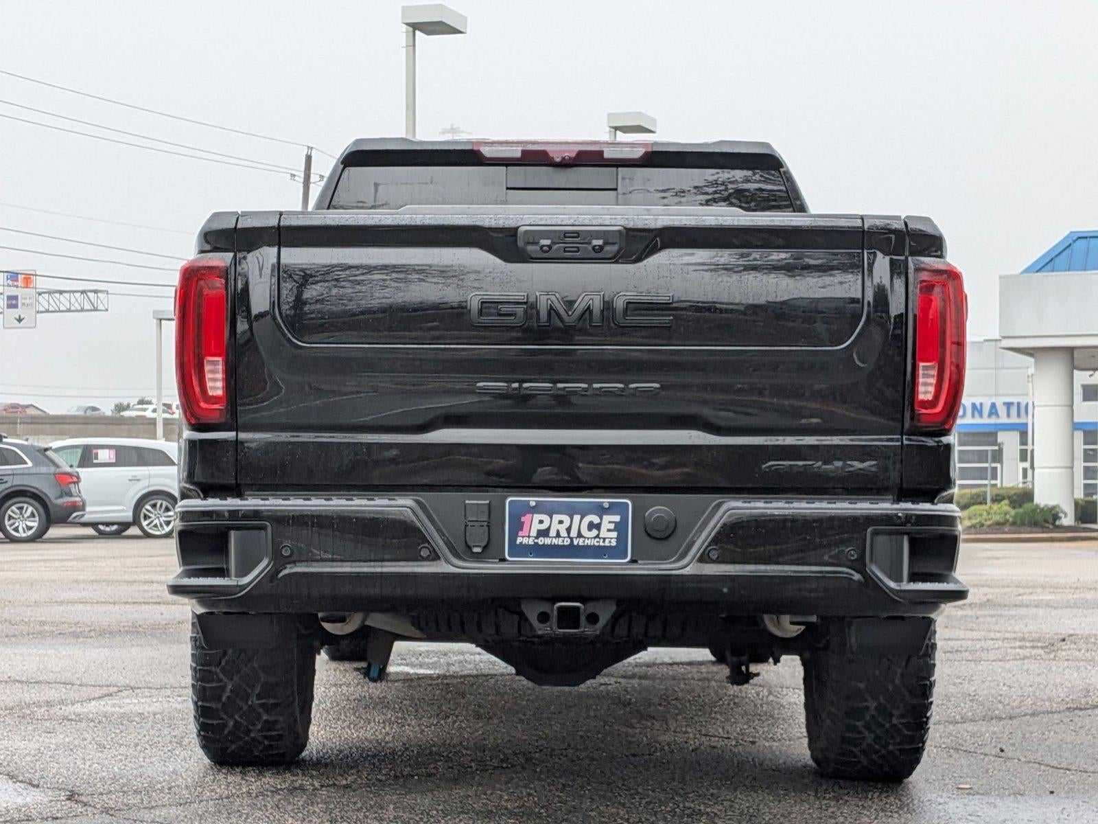 2022 GMC Sierra 1500 Crew Cab Short Box 4-Wheel Drive AT4X