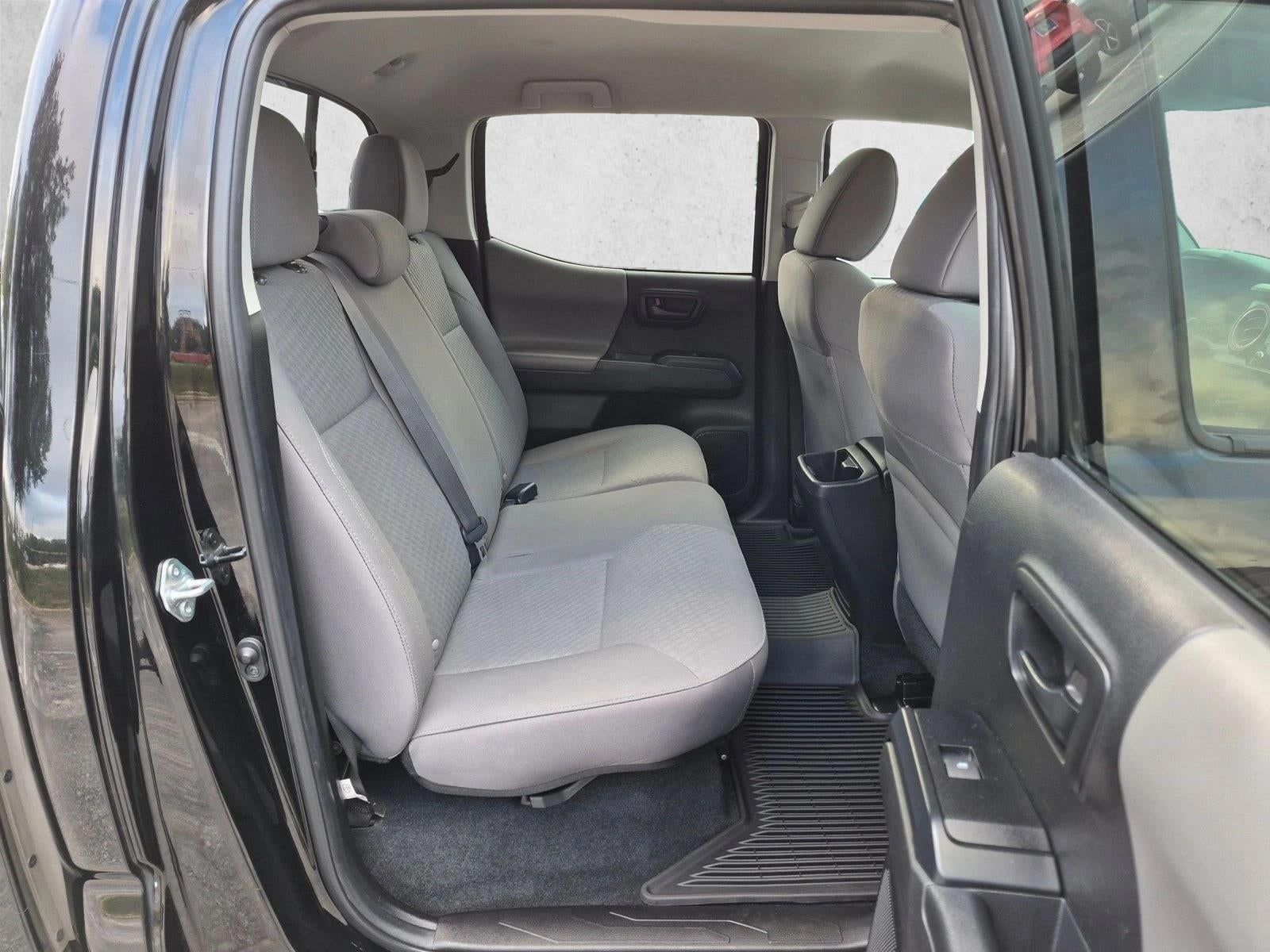 2022 Toyota Tacoma 2WD 2WD SR Double Cab 5' Bed I4 AT (GS)