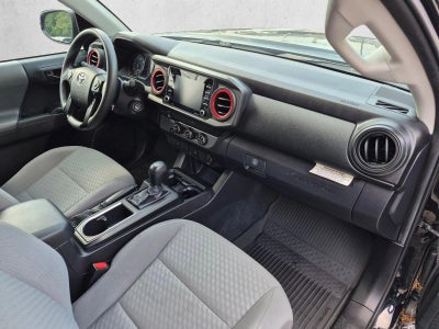 2022 Toyota Tacoma 2WD 2WD SR Double Cab 5' Bed I4 AT (GS)