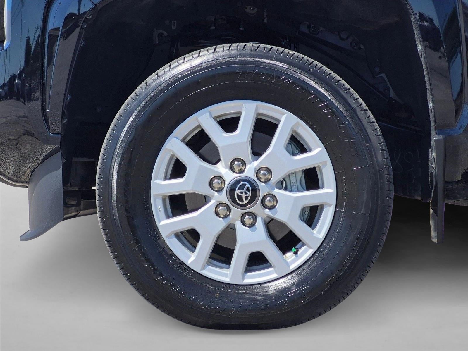 2024 Toyota Tacoma 2WD SR Double Cab 5' Bed AT (Natl)