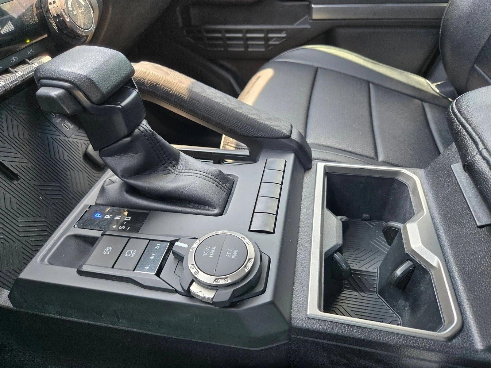 2024 Toyota Tacoma 4WD 4WD SR5 Double Cab 5' Bed AT (Natl)