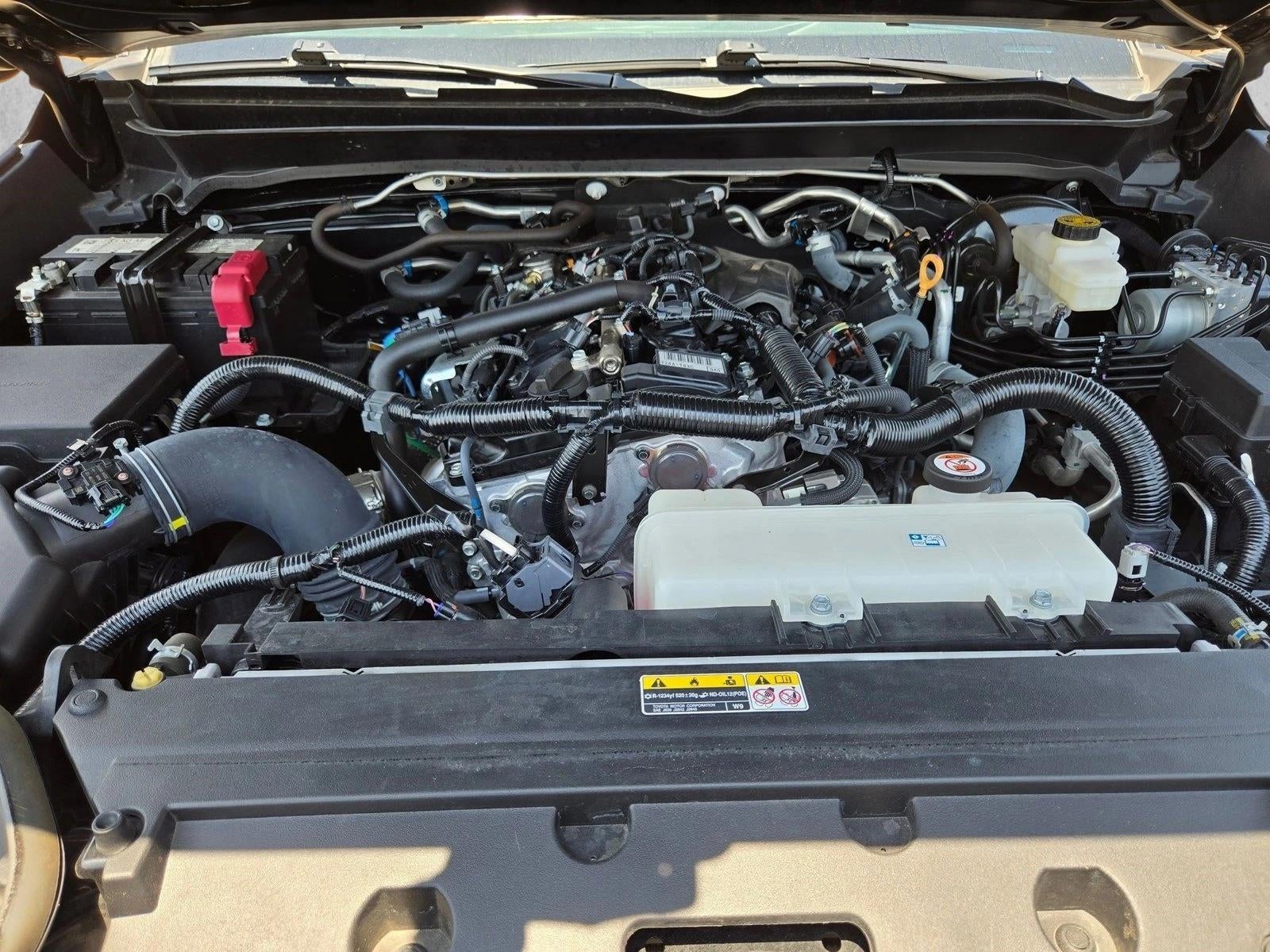 2024 Toyota Tacoma 4WD 4WD SR5 Double Cab 5' Bed AT (Natl)