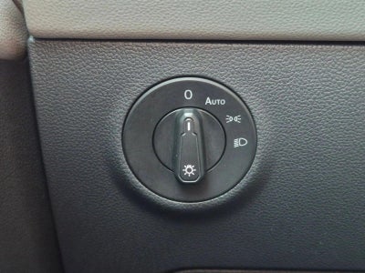 2024 Volkswagen Taos SE FWD