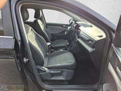 2024 Volkswagen Taos SE FWD