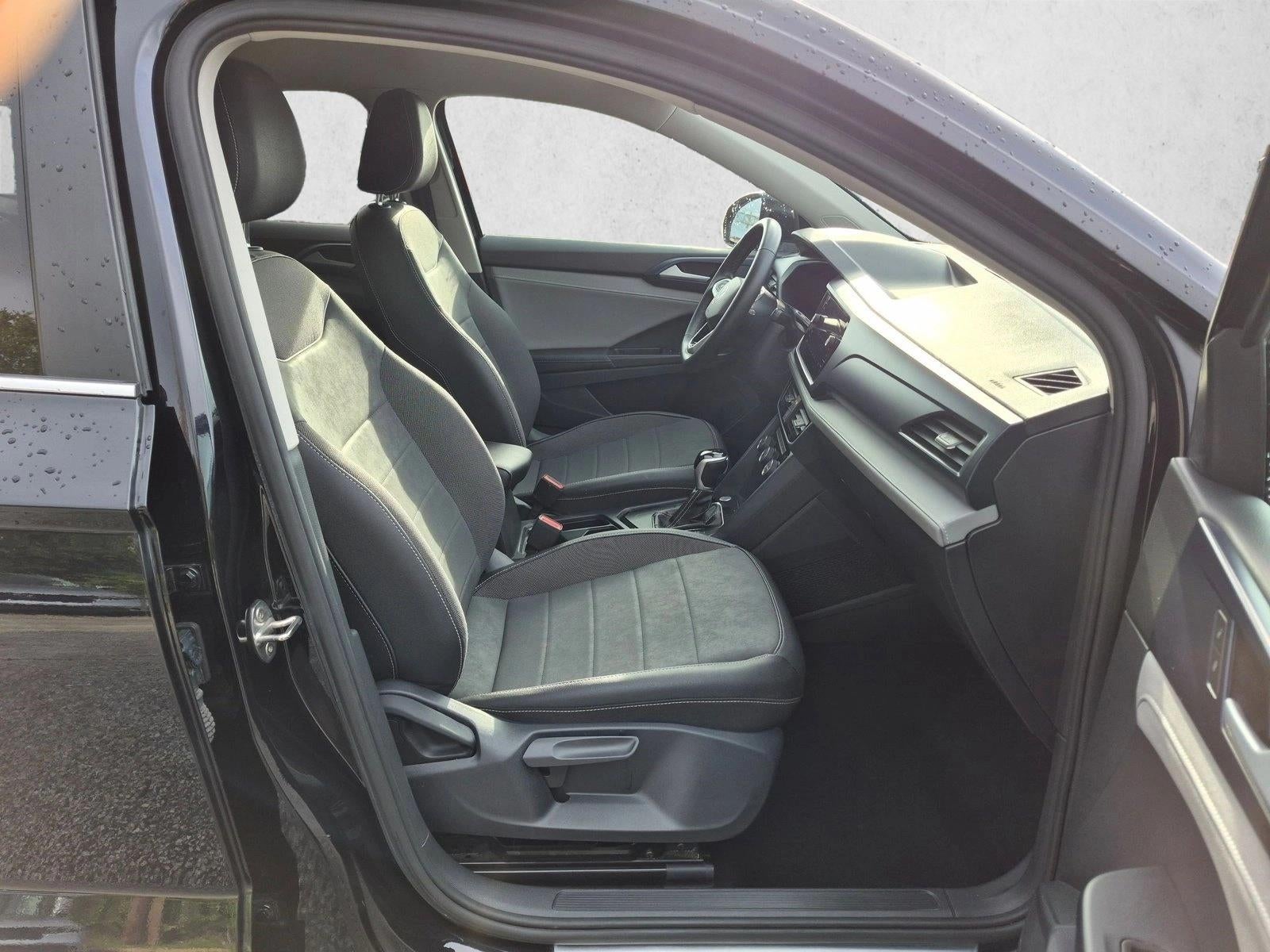 2024 Volkswagen Taos SE FWD