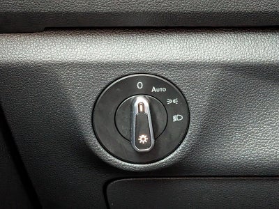 2024 Volkswagen Jetta SE Auto