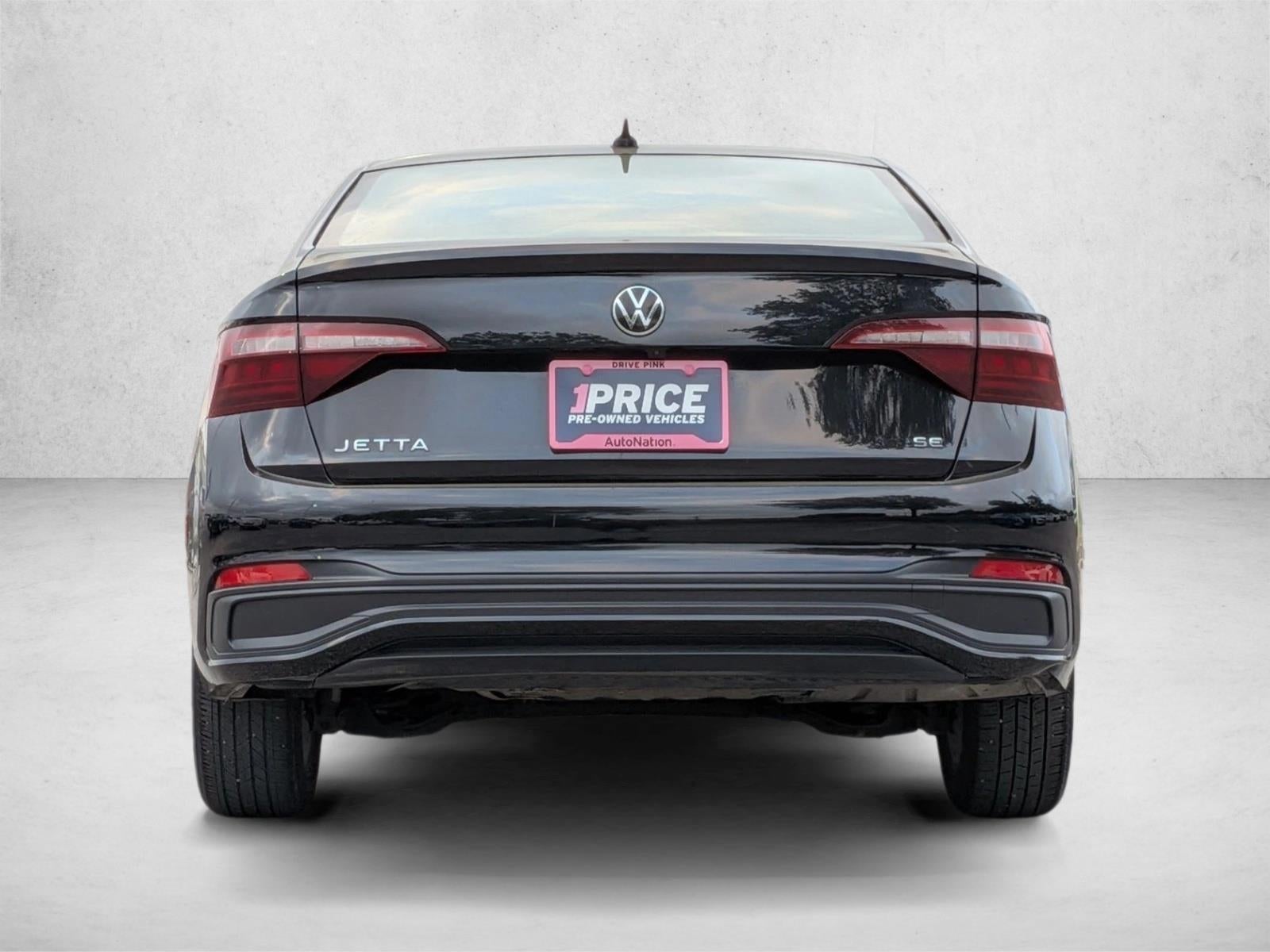 2024 Volkswagen Jetta SE Auto