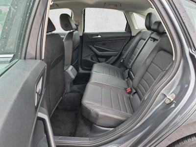 2024 Volkswagen Jetta SE Auto