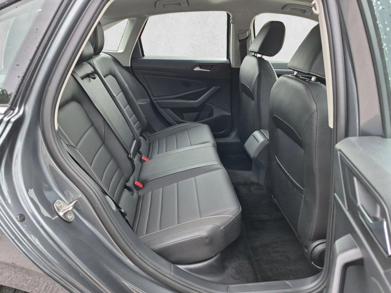 2024 Volkswagen Jetta SE Auto