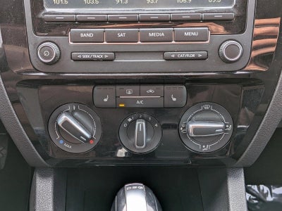 2015 Volkswagen Jetta 4dr DSG 2.0L TDI S Sedan